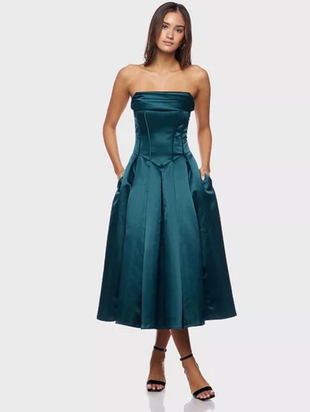 Women's Clothing (440)